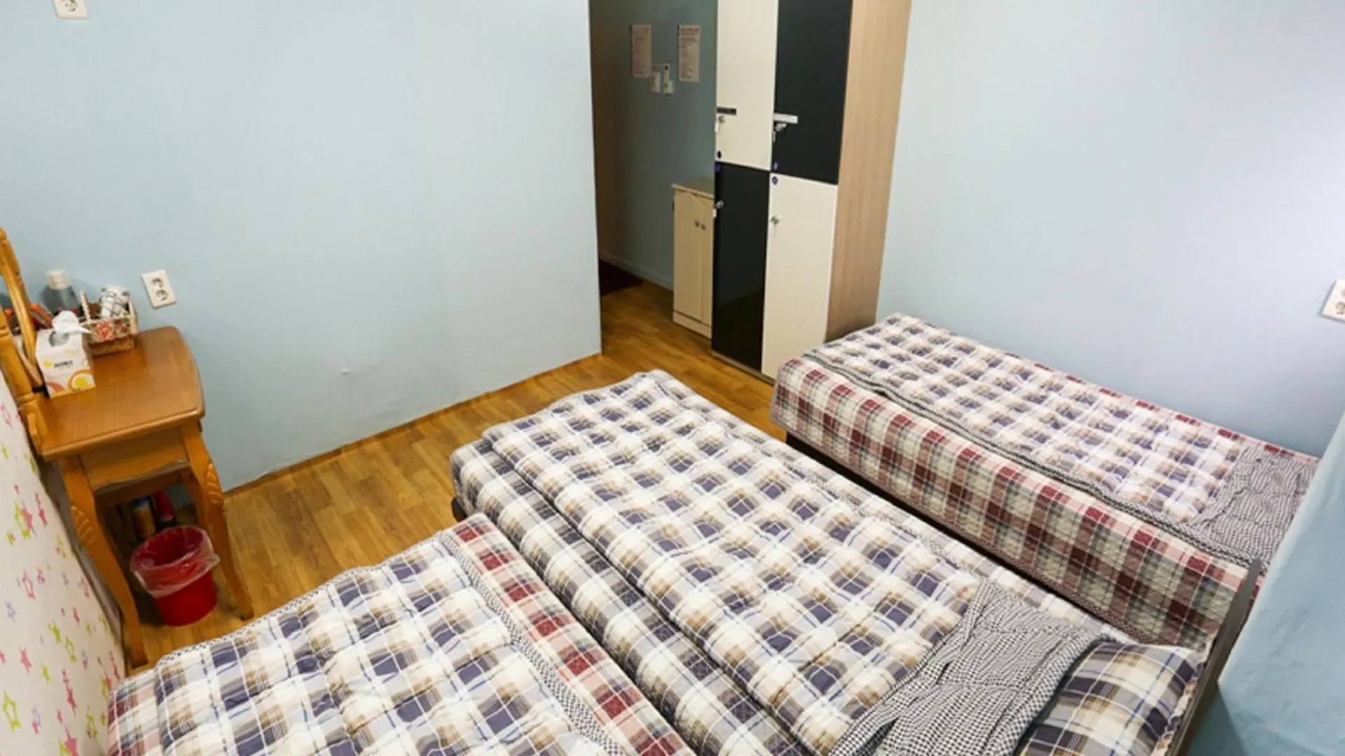 Funstay Inn Guesthouse Busan 2*,