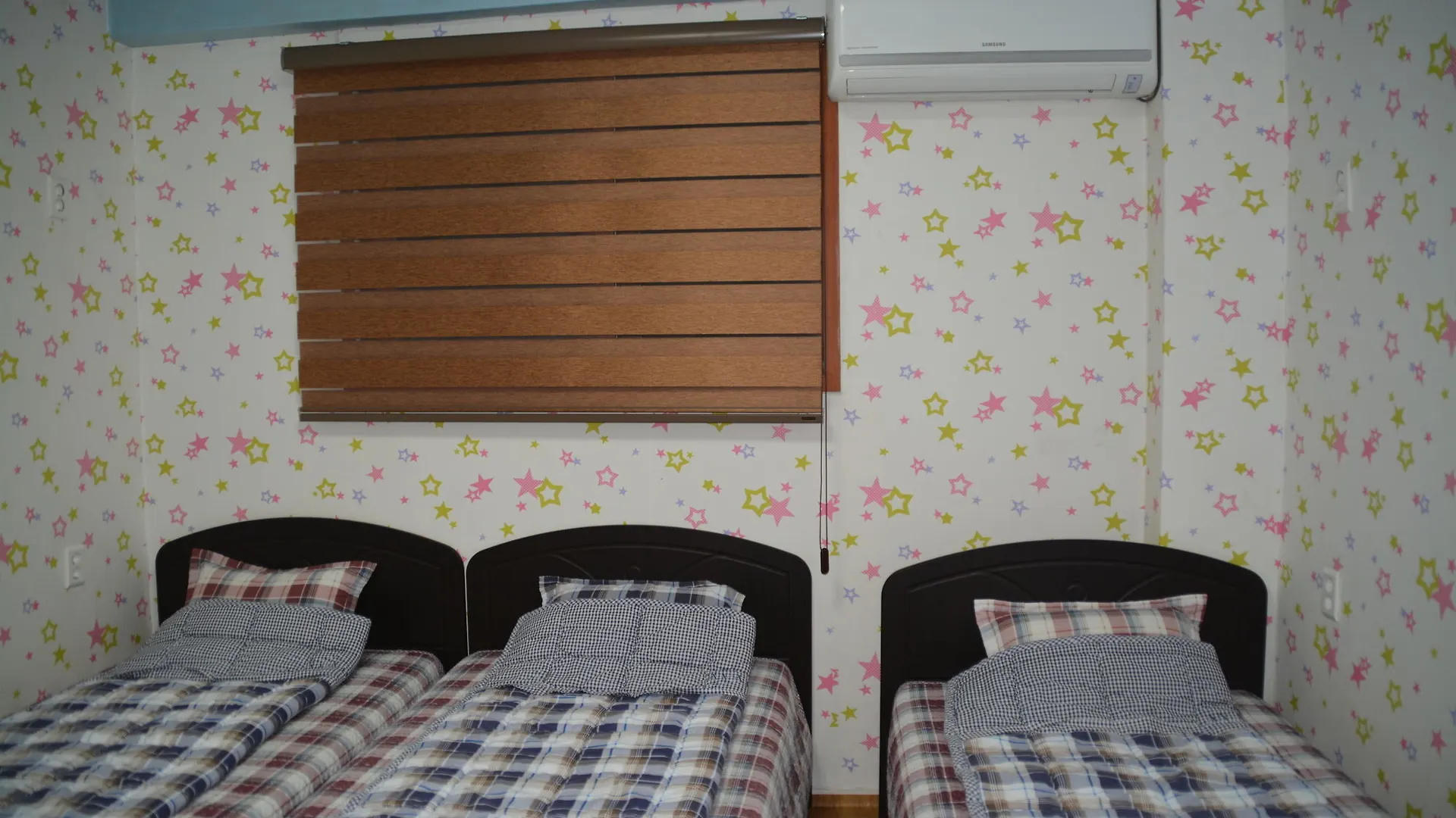 Funstay Inn Guesthouse Busan 2*,